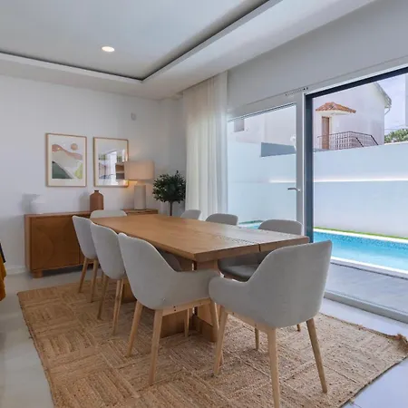 Aroeira With Pool By Lovelystay * Aroeira (Setubal)